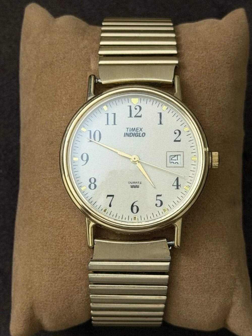 Timex Indiglo Quartz Analog Watch White Dial Date Gold Tone Metal Bracelet